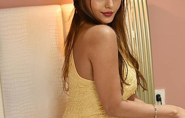 CALL GIRLS ESCORTS 9654284442 DELHI NOIDA GURGAON DOOR STEP SERVICE