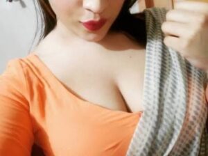 Call Girls In Udyog Vihar -98218//11363 EscorTs Service In Delhi Ncr