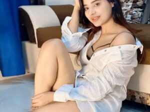 Call Girls In Udyog Vihar 9650313428 Gurgaon EscorTs Service In Delhi