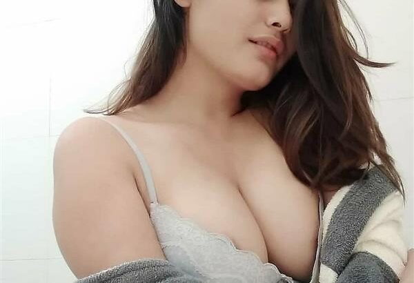 CALL GIRLS IN DELHI LOW PRICE 2K SHORT NIGHT 7K CALL 8800343505 IN DEL