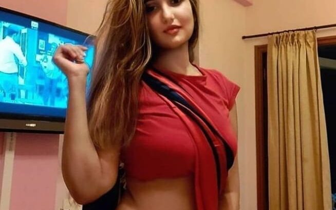 Delhi Call Girls in Kalkaji Metro (9953333421) Low Rate