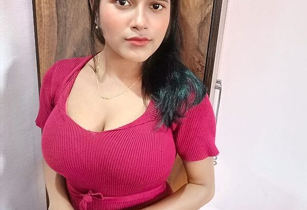 Call Girls in Sriniwaspuri 96*67*25*96*44 TOP CLASS VIP MODEL AVAILABL