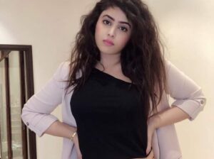 Low rate Sasti Call girls in New Friends Colony 9899938813