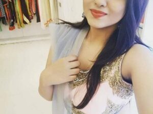 vip call girls in green park metro 9711106444 shot 1500 night 6000