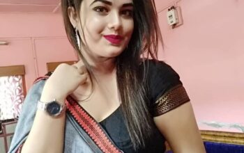 Juicy Call Girls In Ashok Vihar Phase 2 -9873295104