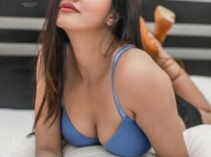 LOW RATE CALL GIRLS IN ANAND VIHAR ≺84477-79280≻Rooms Avail. In Hotel