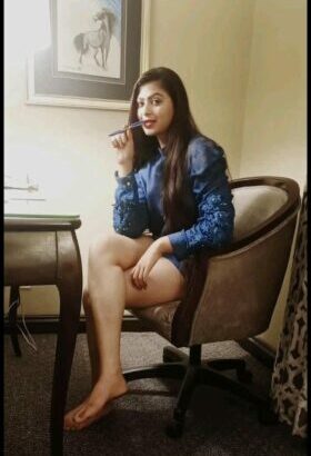 Hot￣Call Girls In Sector 18 Noida✨ 8860477959 ✨Russian Escorts Service In 24/7Delhi NCR