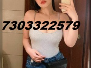 CALL GIRLS IN DELHI NCR SUMIT 07303322579 DOORSTEP Call Girls escort SERVICE INCALL