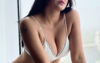 FEMALE ESCORTS ☎ 9999849648