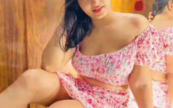 Call Girls In Chandni Mahal +91-9958018831