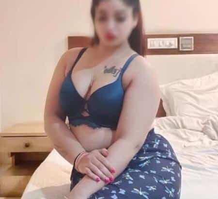 9582303131 Call Girls Services In Noida sector 52