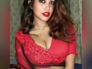 Hi I am Sumita Bhabhi videocall Audiocall available