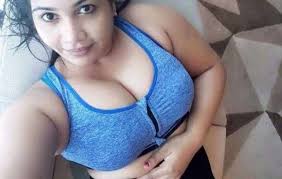 FEMALE ESCORTS ☎ 9999849648