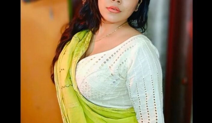 Madhuri Banerjee is available for videocall services