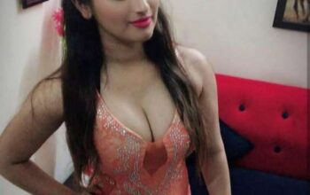 Call Girls In Soami Nagar-(|⑨⑨⑤⑧⓪①⑧⑧③①|)