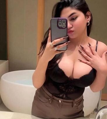 Call Girls In Holiday Inn 8375860717 Escorts Service