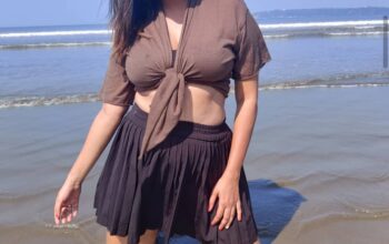 Call Girls In munirka metro꧁ 9711168618 delhi Female …