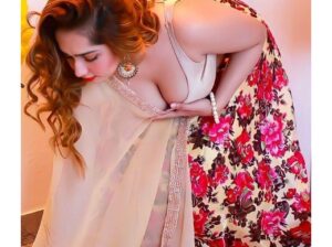 Call Girls In Delhi Greater Kailash乂9873295104乂 Call Girls EscorT